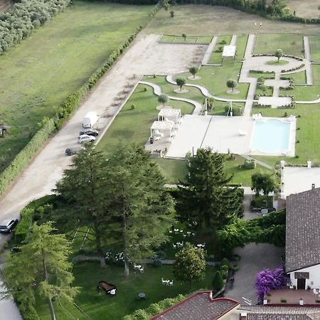 Il Casale Di Riardo Luxury B&B Dış mekan fotoğraf